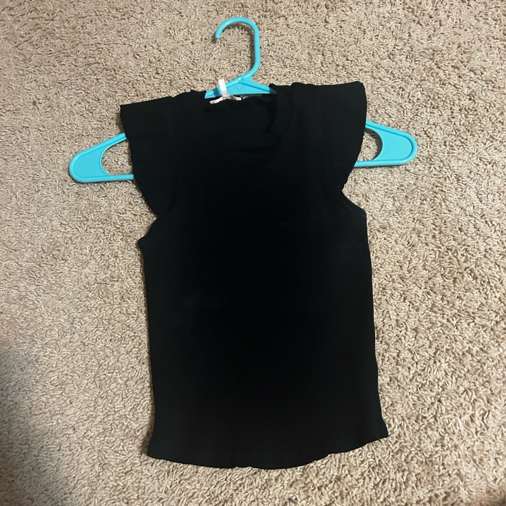 Mi Ami. Black. Size Medium. Stretchy dress tee.